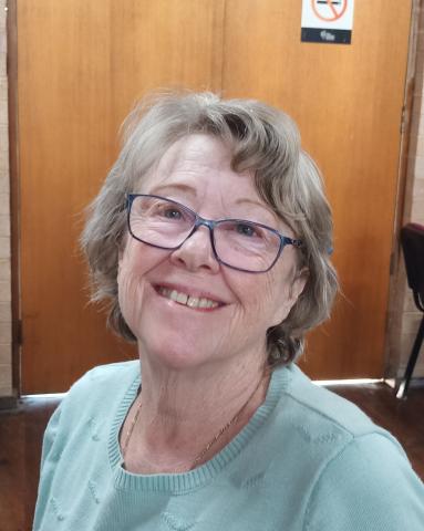 Lynda Edge
